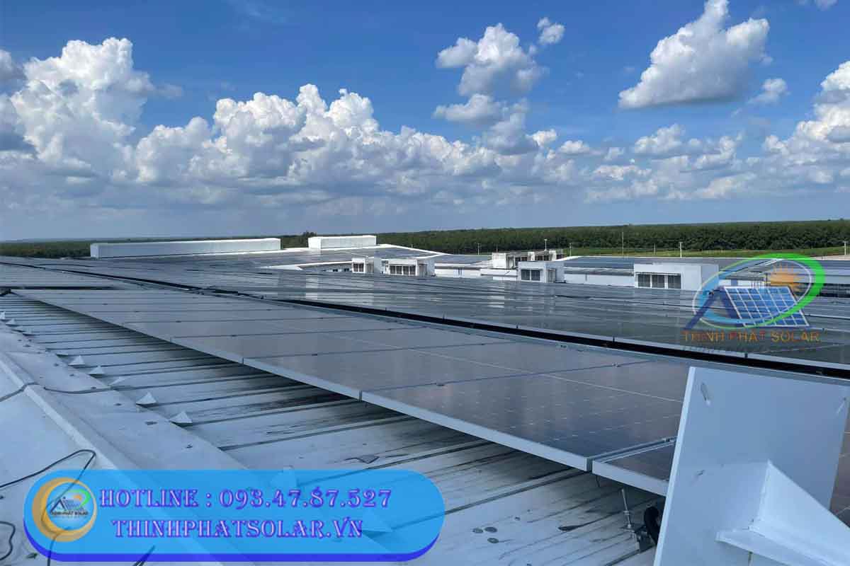 lap-dien-mat-troi-5kwp-cho-gia-dinh-long-an