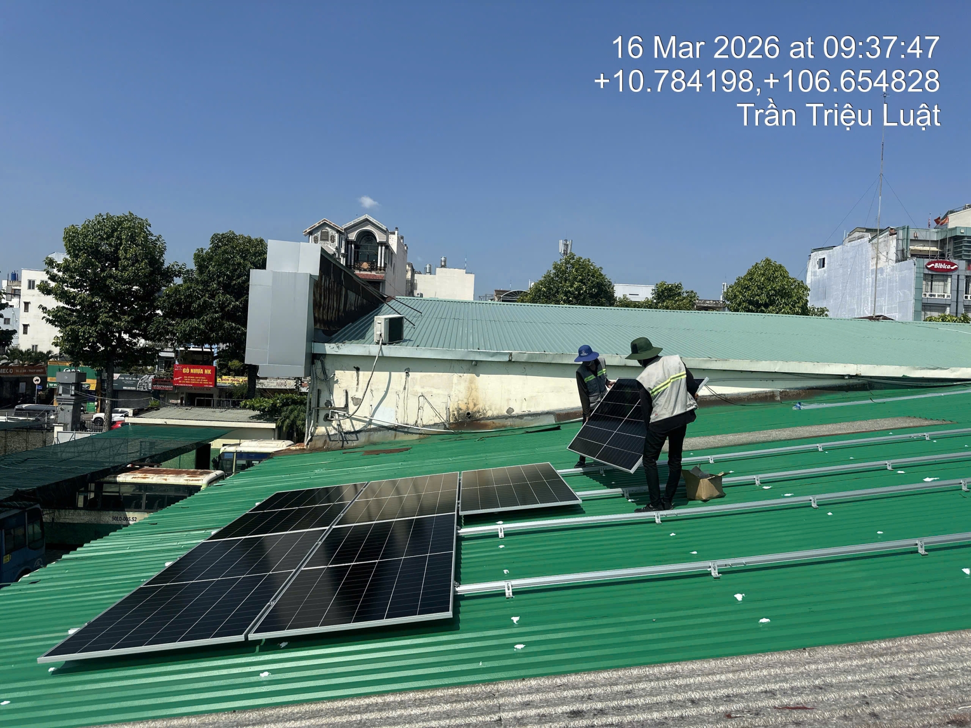 lắp đặt điện năng lượng mặt trời trả góp