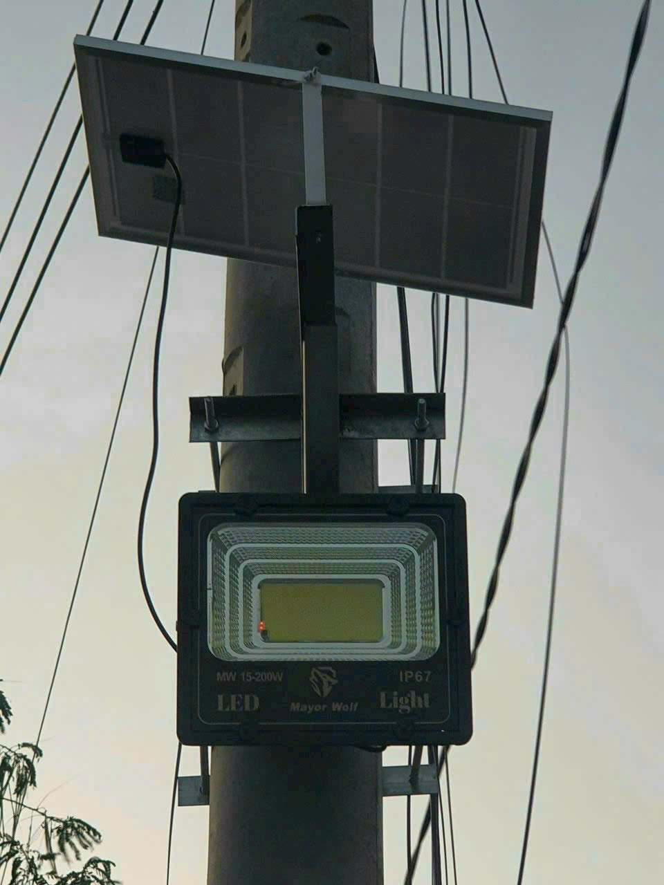  đèn năng lượng mặt trời chất lượng cao