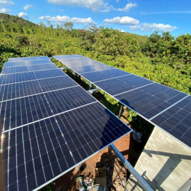 Ưu điểm và hạn chế của điện năng lượng mặt trời so với dùng điện lưới truyền thống